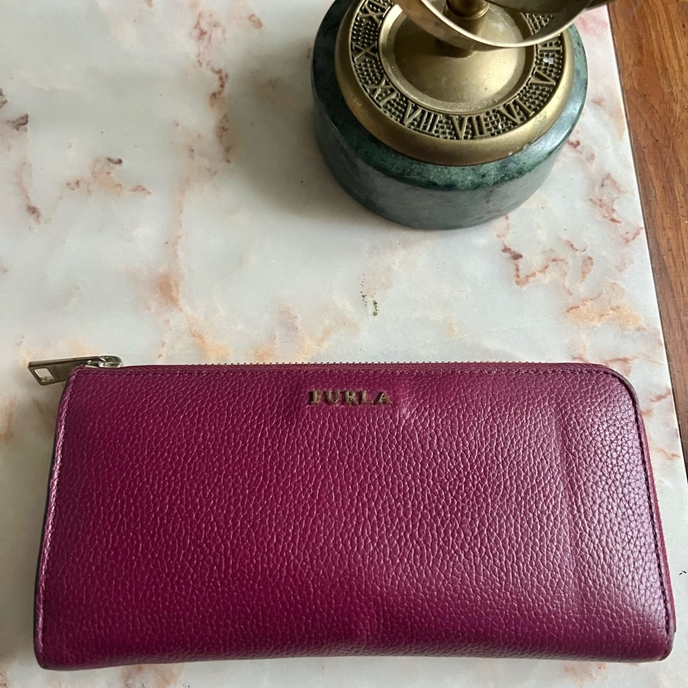 Fuchsia Furla Babylon Long Zippy Wallet